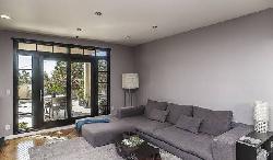 Beachwood Canyon Estates