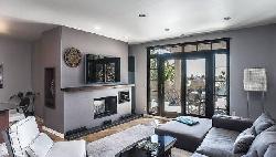 Beachwood Canyon Estates