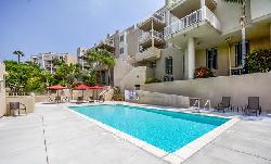 Beachwood Canyon Estates