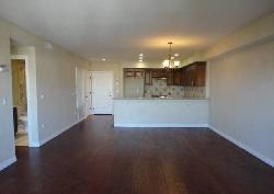 Larchmont Villa
