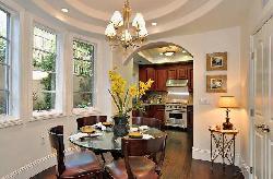 Wilshire View Townhomes