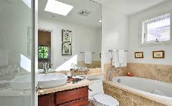 Wilshire View Townhomes