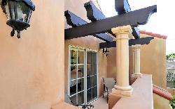 Wilshire View Townhomes