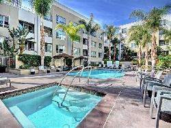 5550 Wilshire
