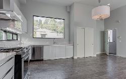 Larrabee Condominiums