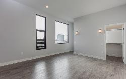 Larrabee Condominiums