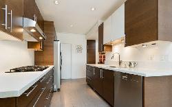 155 S Swall