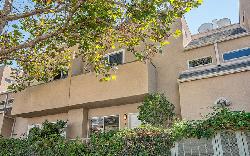 Sycamore Townhomes