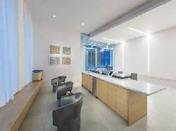 3033 Wilshire