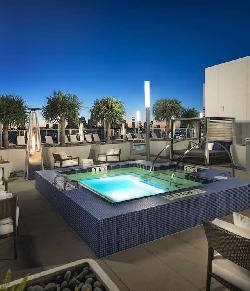 3033 Wilshire
