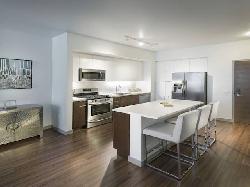 3033 Wilshire