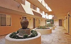 Villa Del Oro