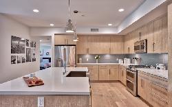 4240 Laurel Canyon