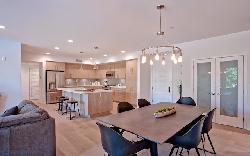 4240 Laurel Canyon