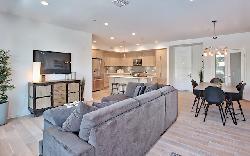 4240 Laurel Canyon