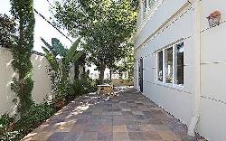 Villa Toscana Santa Monica