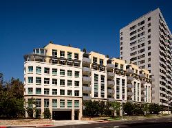 Wilshire Margot