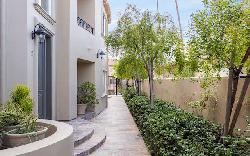 18th Street Townhomes