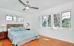 Hillhurst, The
