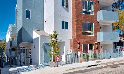 11912 Laurelwood
