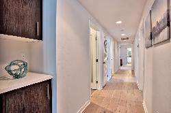 11912 Laurelwood