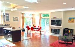 Oakwood Villa