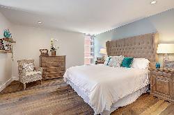 1025 Ocean