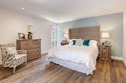1025 Ocean