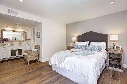 1025 Ocean