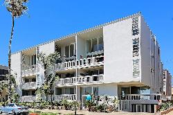 1025 Ocean