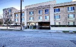 10878 Bloomfield