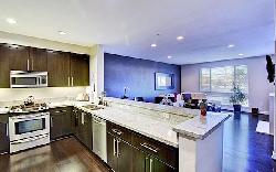 10878 Bloomfield