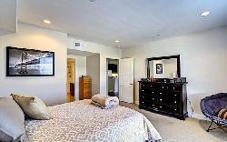 10878 Bloomfield