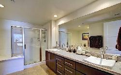 10878 Bloomfield