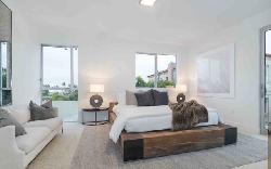 1345 Havenhurst