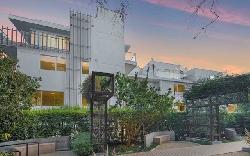 1345 Havenhurst