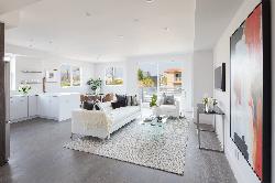 935 N Hudson