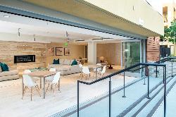 Runway Apartments
