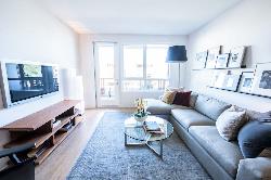 Runway Apartments