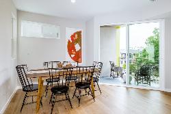 Studio 10