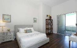 Rosewood Regency