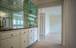 Palisades Circle Villas