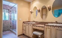 Palisades Circle Villas