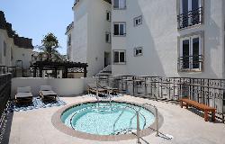 230 S Hamilton