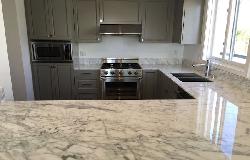 230 S Hamilton