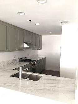 230 S Hamilton