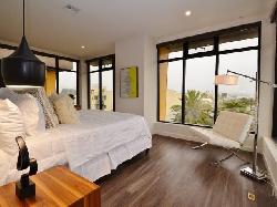 Luxe at 1548