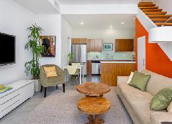 Gramercy Row