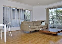 10633 Eastborne