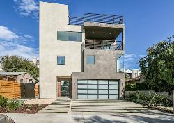 Wellesley Condos
